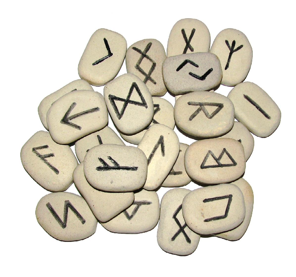 Les runes